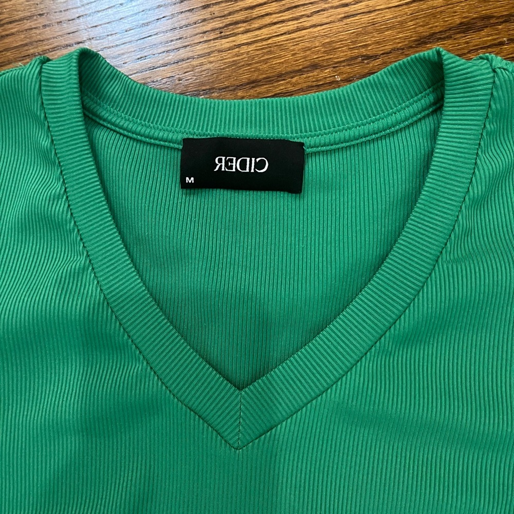 Cider Jade V-Neck Ribbed Tee - Picture 2 of 3